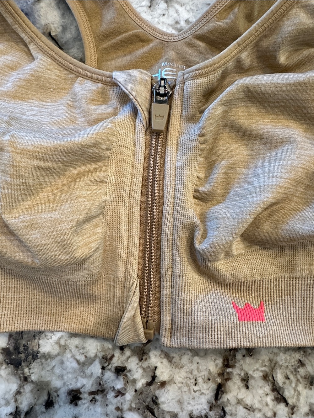 SHEFIT Lounge Bra M Honey Wheat Front Zip Wireless Comfort Athleisure Sporty - Picture 3 of 8
